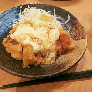 鳥モモ肉とタルタルソースの簡単ジューシーチキンカツ